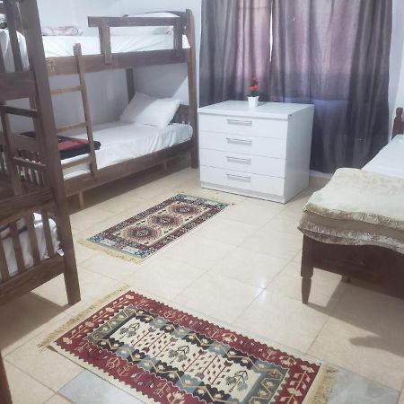 טיראנה Hostel Split Rock מראה חיצוני תמונה