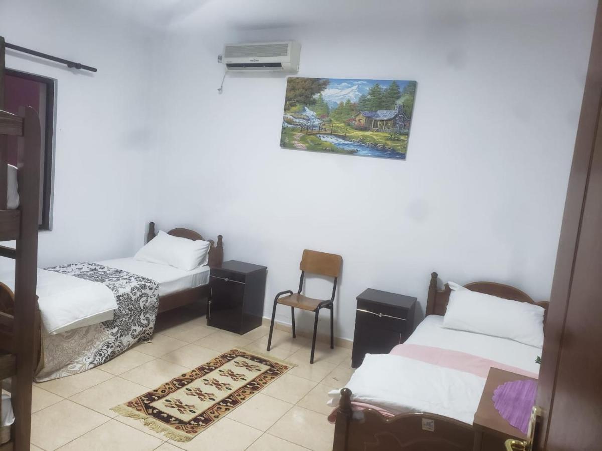 טיראנה Hostel Split Rock מראה חיצוני תמונה