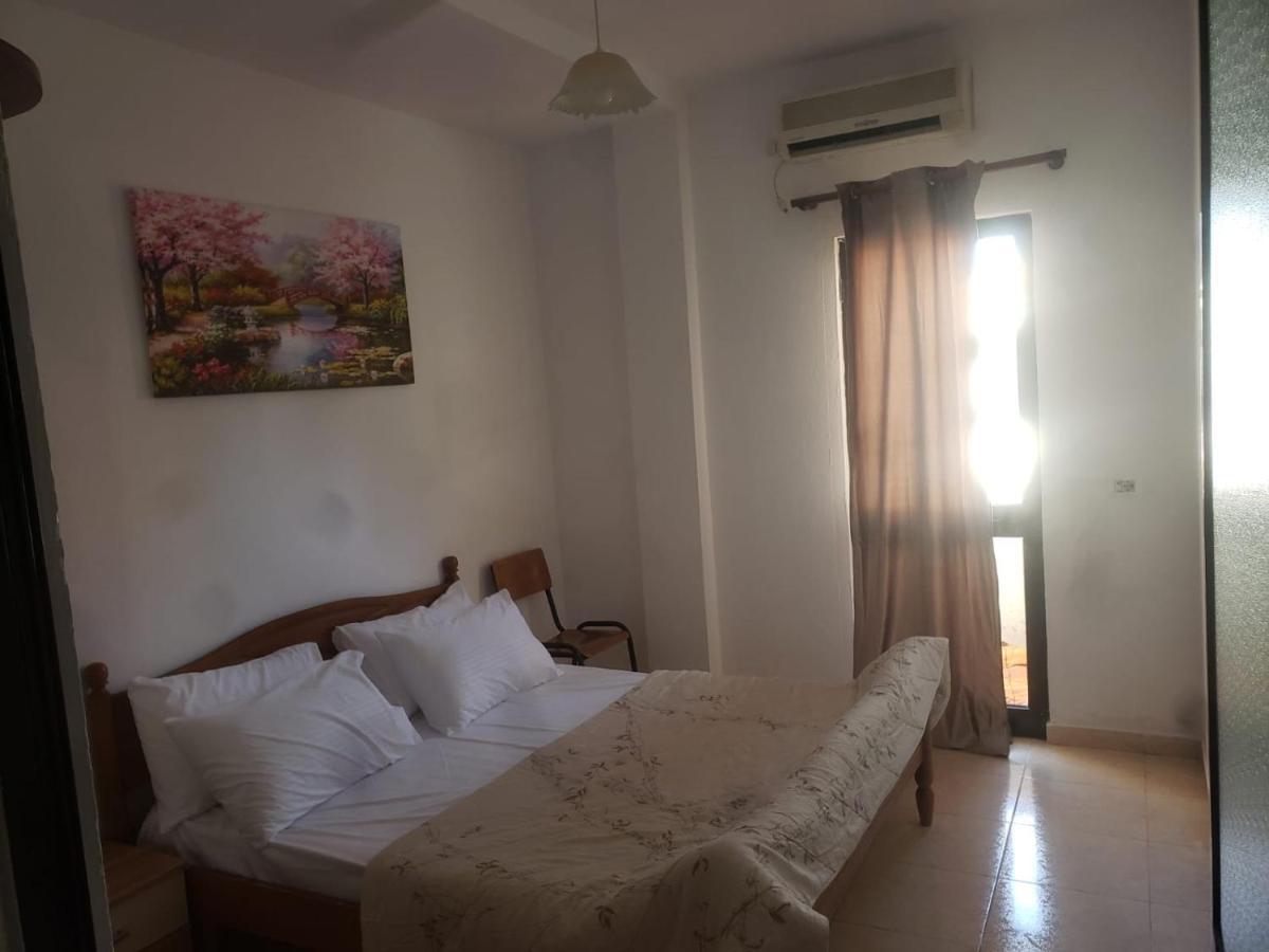 טיראנה Hostel Split Rock מראה חיצוני תמונה