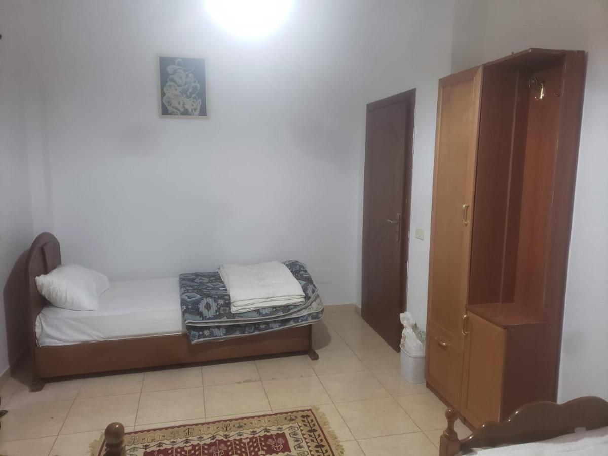 טיראנה Hostel Split Rock מראה חיצוני תמונה