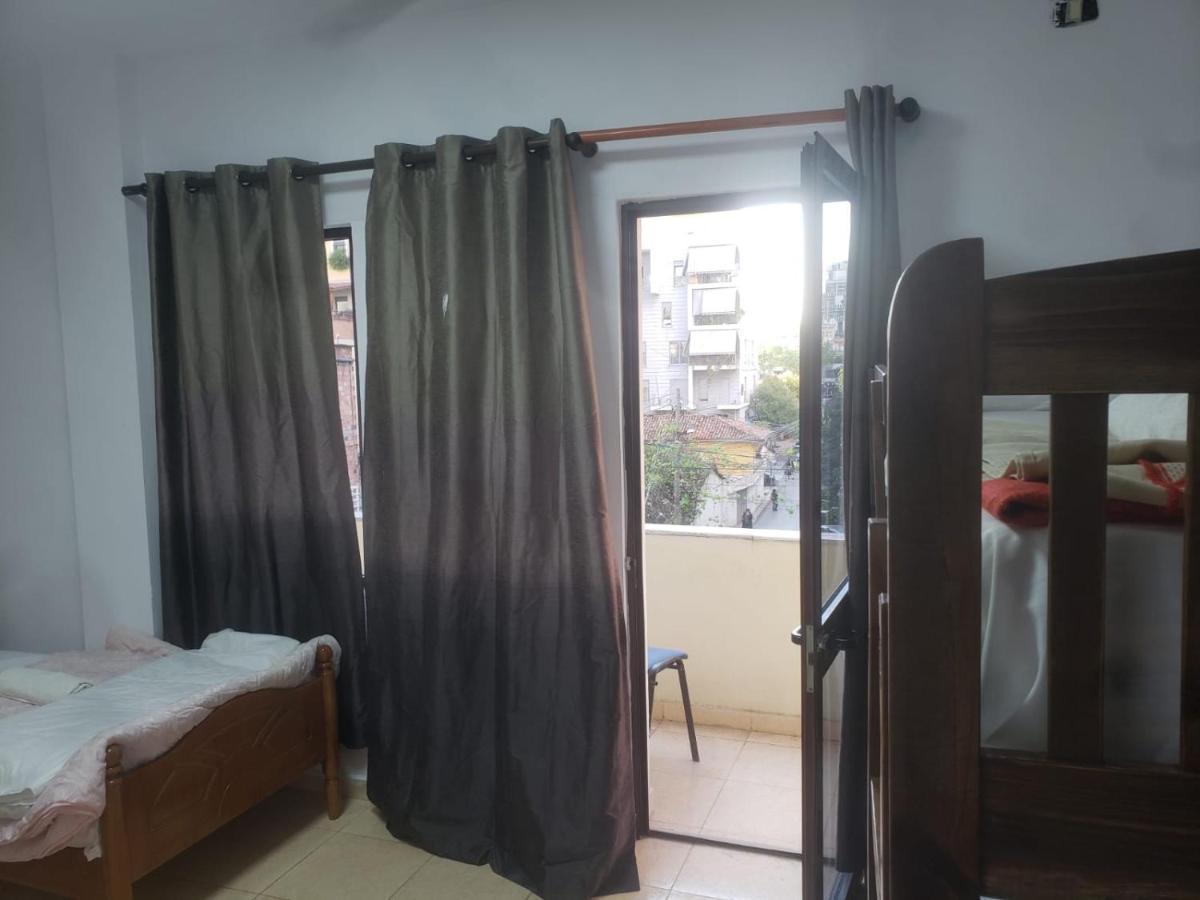 טיראנה Hostel Split Rock מראה חיצוני תמונה