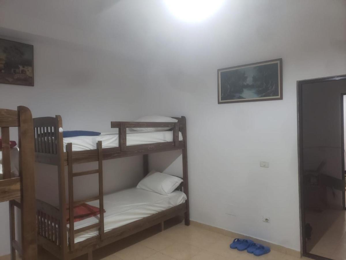 טיראנה Hostel Split Rock מראה חיצוני תמונה