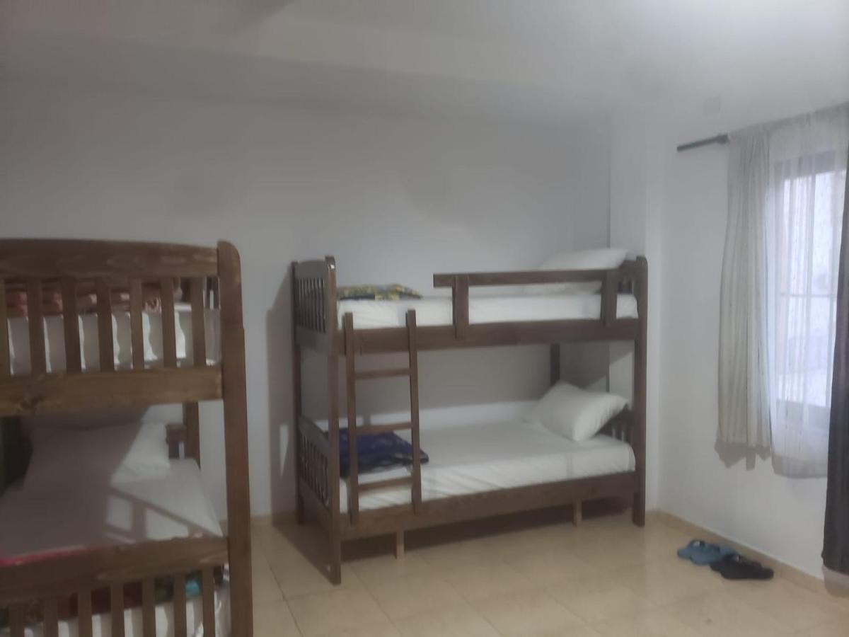 טיראנה Hostel Split Rock מראה חיצוני תמונה