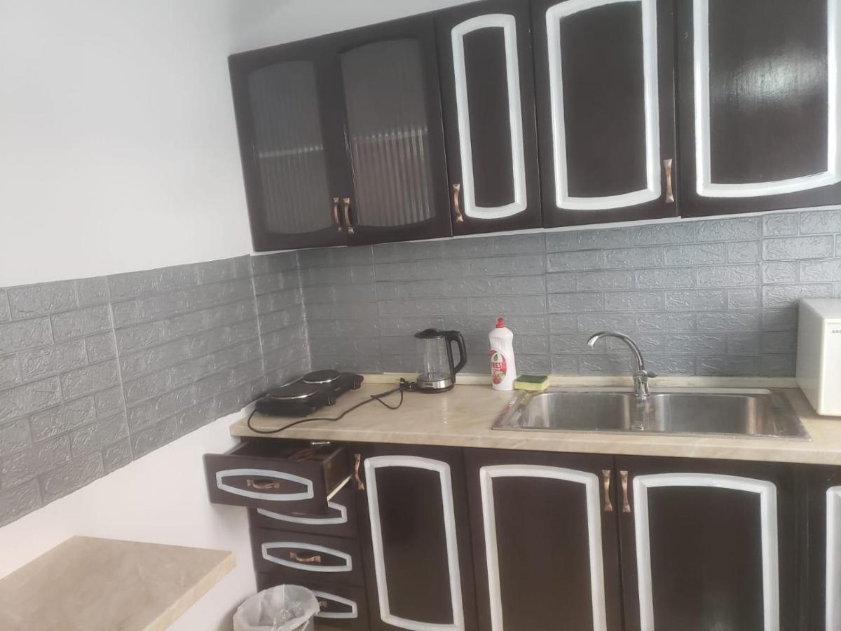 טיראנה Hostel Split Rock מראה חיצוני תמונה