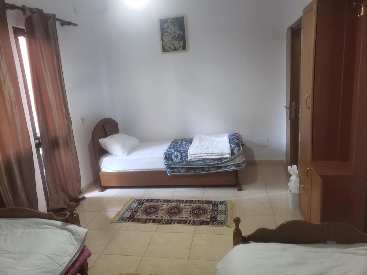 טיראנה Hostel Split Rock מראה חיצוני תמונה