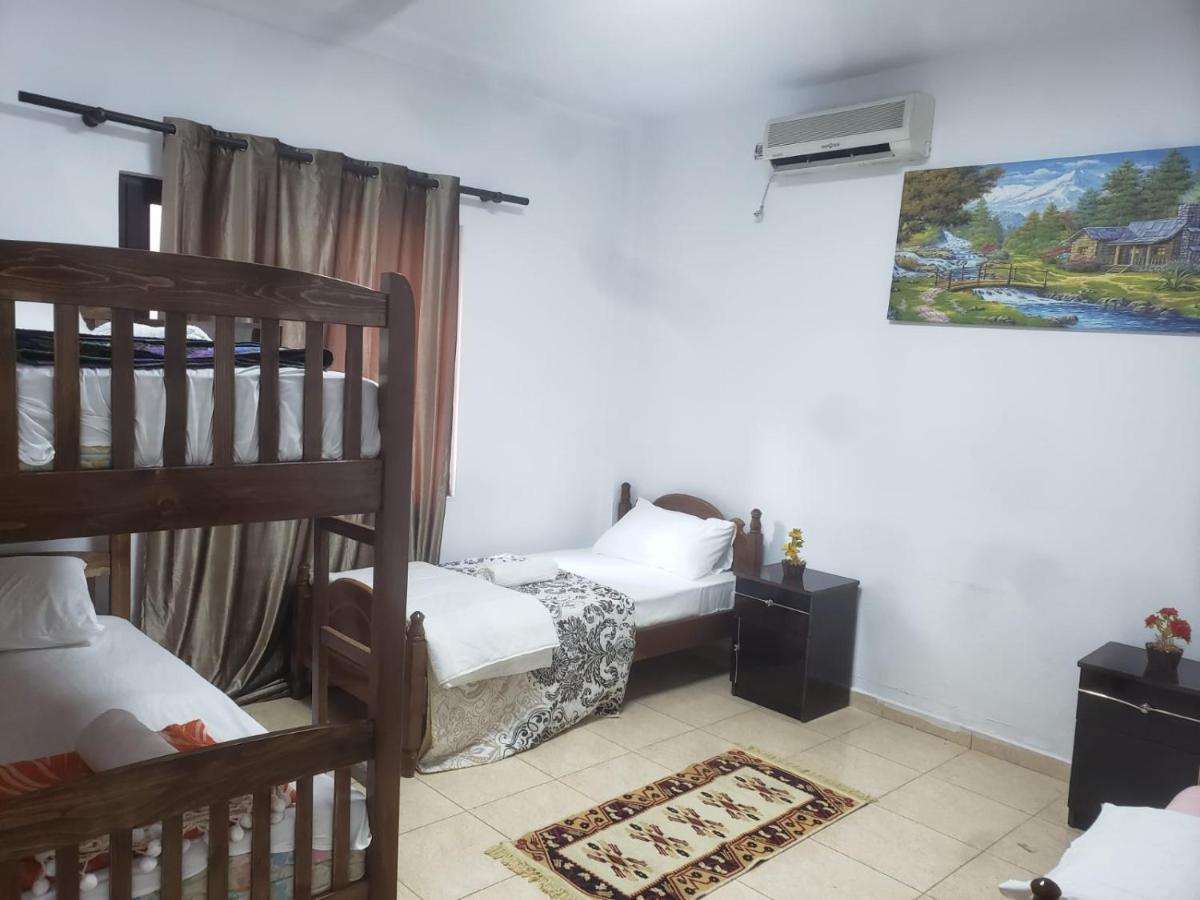 טיראנה Hostel Split Rock מראה חיצוני תמונה